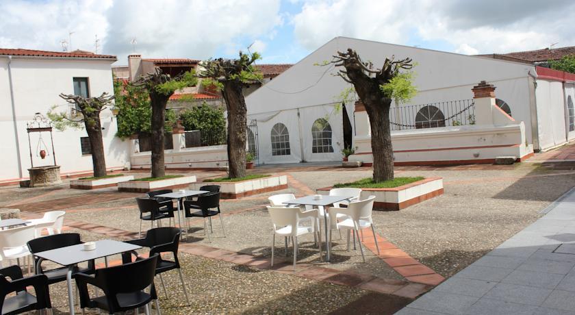 Sumaiya El Palacio Кориа Екстериор снимка